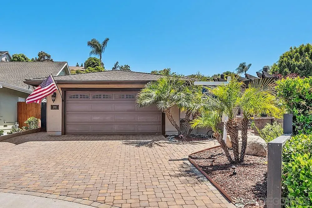 15404 Nawa Ct — Photo 2