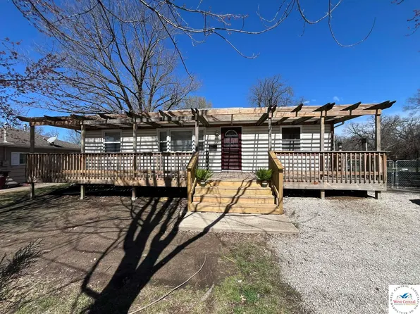 701 W Ohio St, Clinton, MO 64735