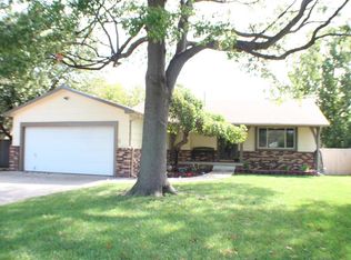 7331 W Suncrest Ave, Wichita, KS 67212