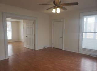 302 Center Ave, Janesville, WI 53548