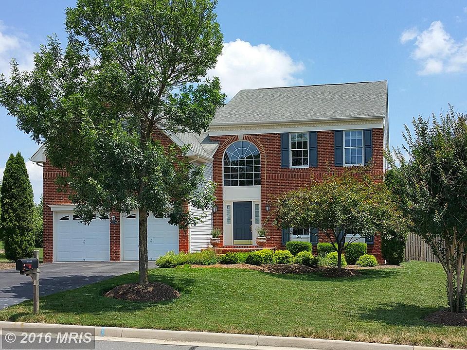 1st image of 22794 Oatlands Grove Pl