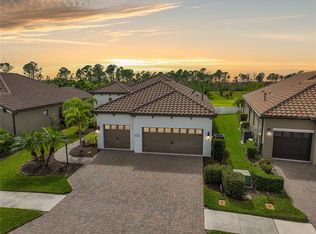 11833 Hunters Creek Rd, Venice, FL 34293