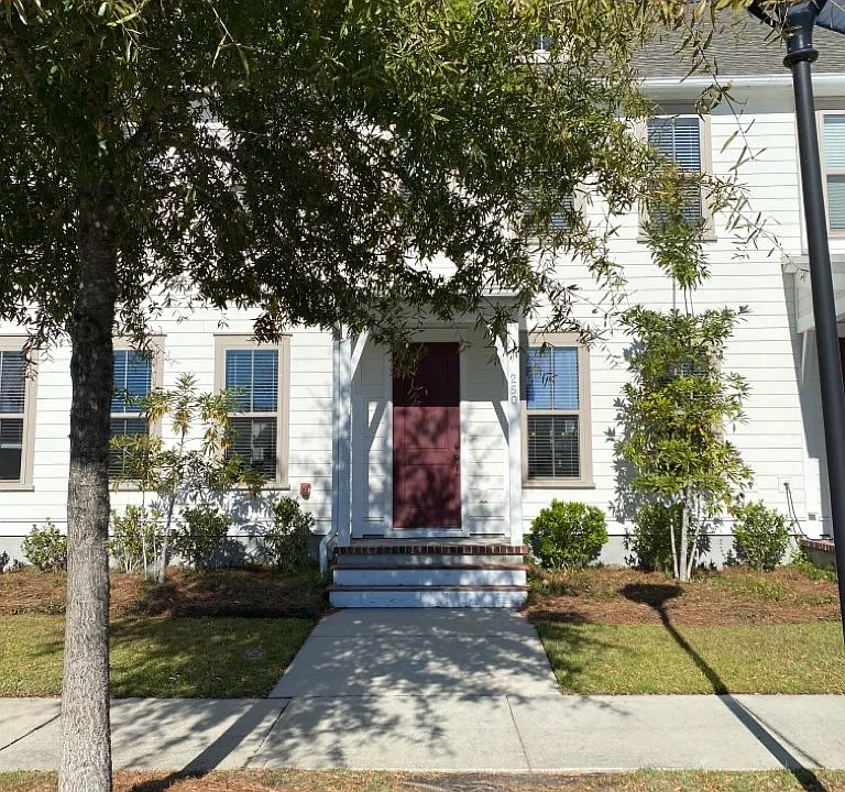 250 Oak Park St