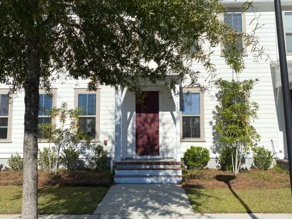 250 Oak Park St, Summerville, SC 29486