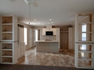 20640 Rosedale Dr #546, Clinton Township, MI 48036