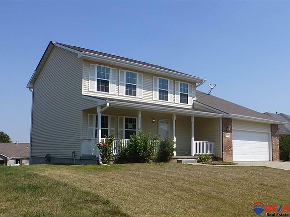 2nd image of 16448 Cottonwood St