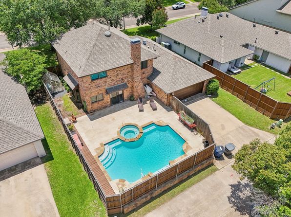 Home for Sale in Dallas TX