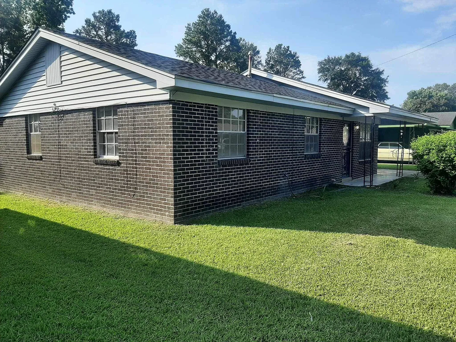 3 bed, 1246 sqft, $1,275 — Photo 3