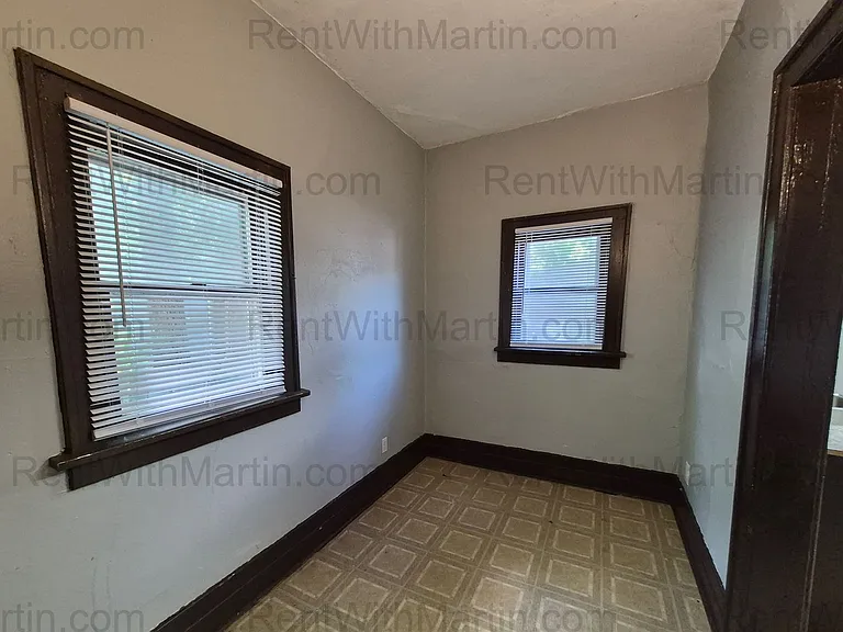 1128 Mulberry St — Photo 12