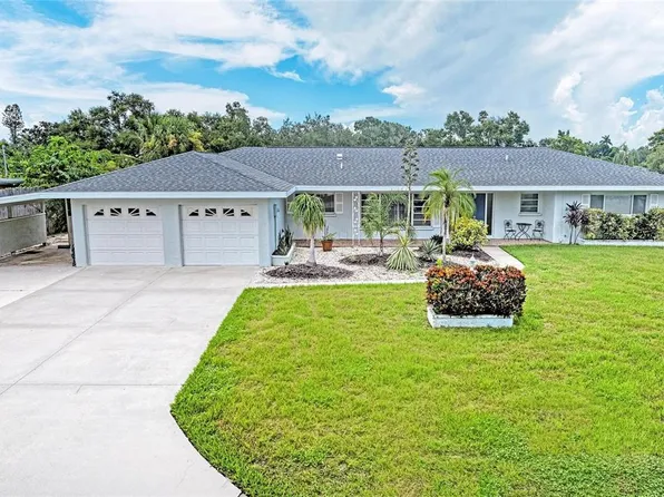 2705 S Brink Ave, Sarasota, FL 34239