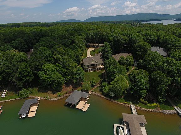 4th image of 454 Waverly Ln