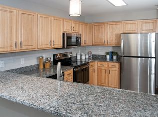 325 Engler Blvd #148, Chaska, MN 55318