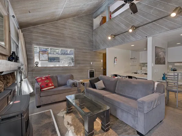 305 Azimuth Dr #N8, Mammoth Lakes, CA 93546