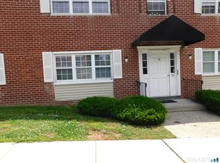 50 Greenhouse Rd UNIT 10A, Bridgeport, CT 06606
