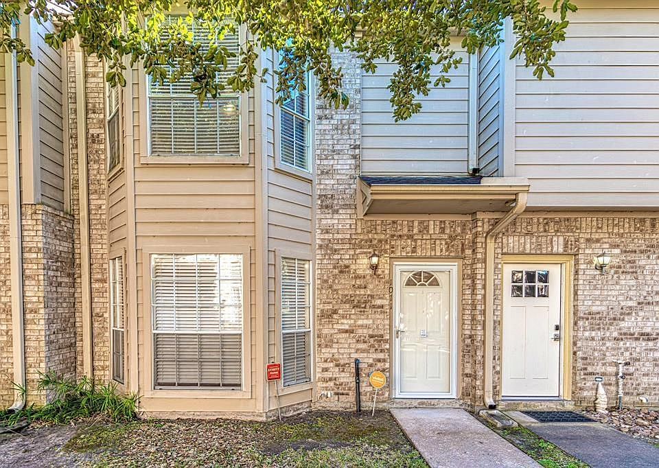 1st image of 1031 Birnham Woods Blvd