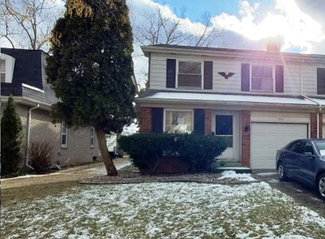 1st image of 1907 Laurel Oak Dr