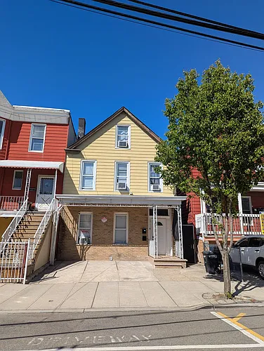 412 11th St #2 Photo 1