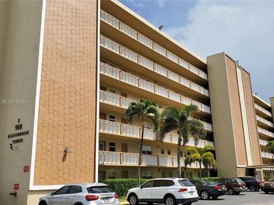 900 NE 12th Ave APT 207, Hallandale Beach, FL, 33009