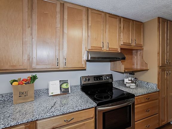 4th image of 6044 Kary Lynn Dr