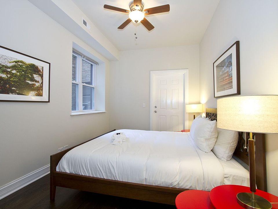 1st image of 939 W Armitage Ave APT 2