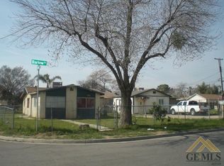 700 Barlow St, Bakersfield, CA 93306