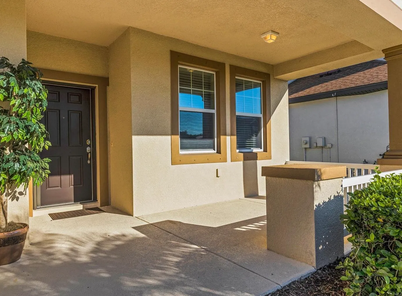 3 bed, 1709 sqft, $2,500 — Photo 2