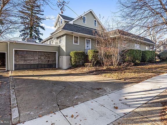 4th image of 994 Haddon Ave
