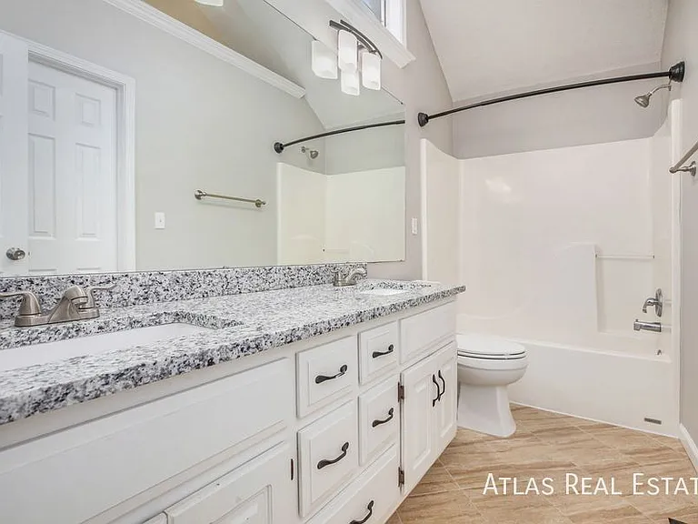 1312 SE Princeton Pl — Photo 30