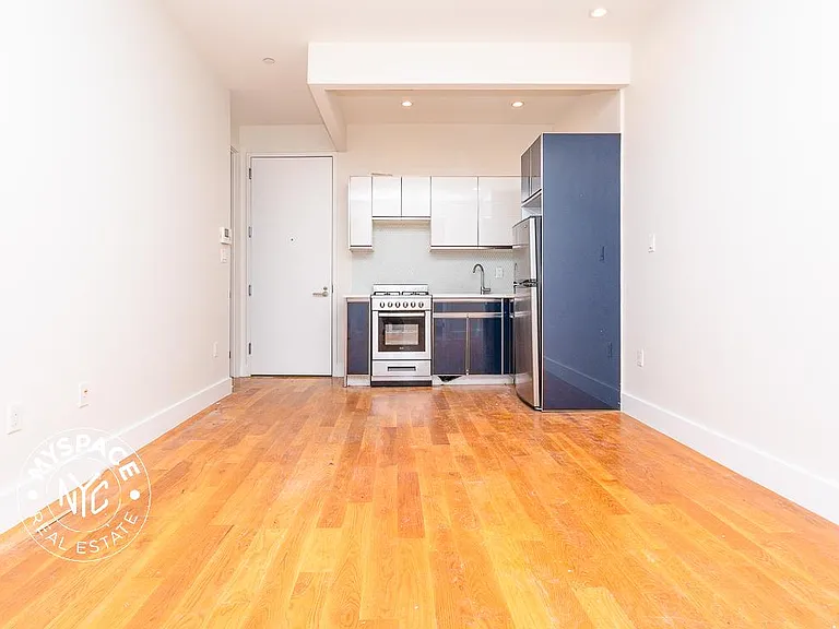 751 Dekalb Ave #3B — Photo 6