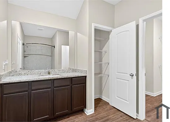 1420 Mackinac Dr — Photo 8