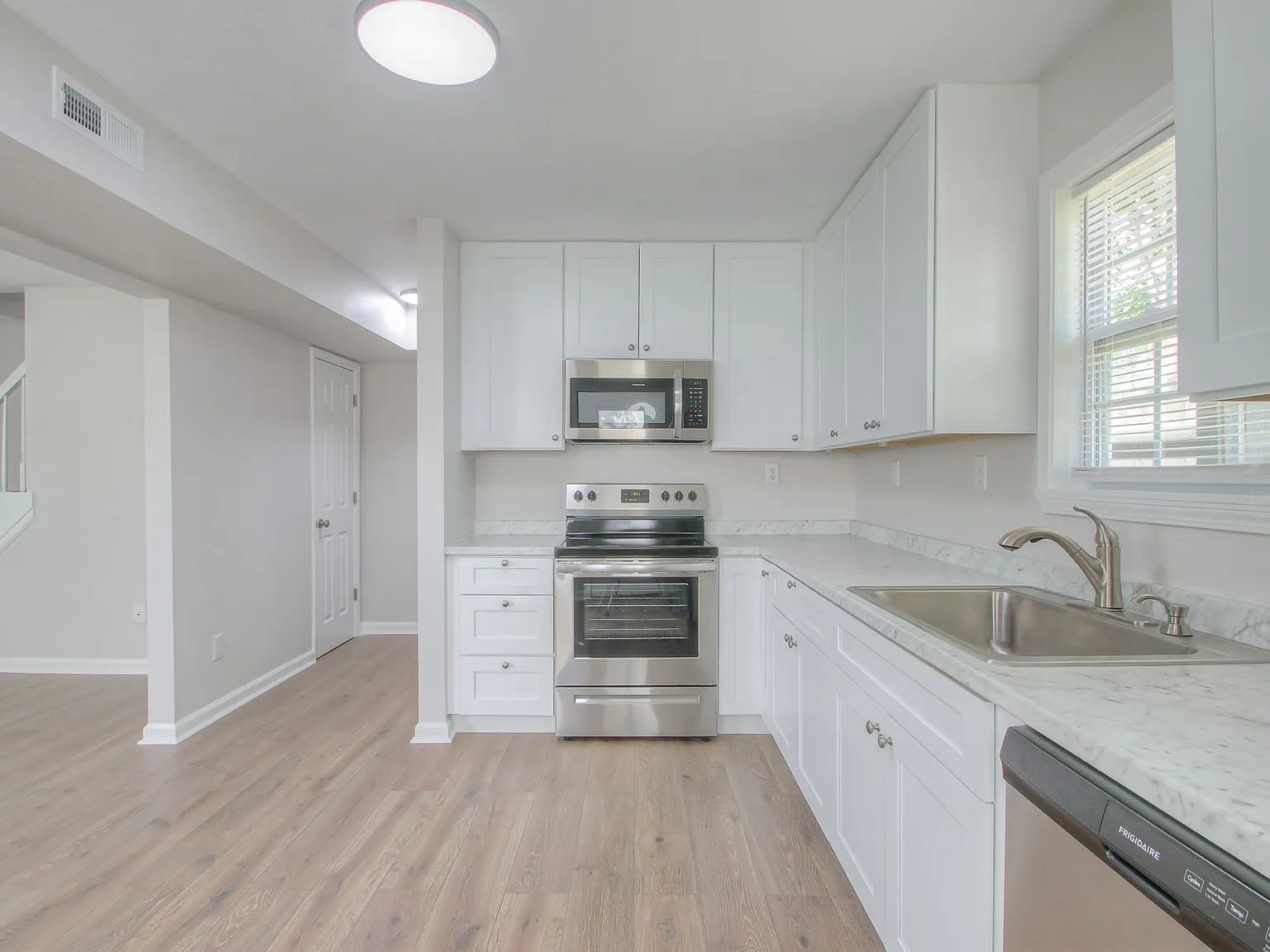 2BR Home in Spring Hill — Photo 2