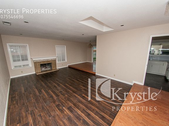 2nd image of 209 Kimberly Dr