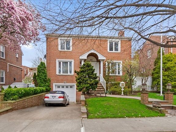 2nd image of 2227 Mickle Ave