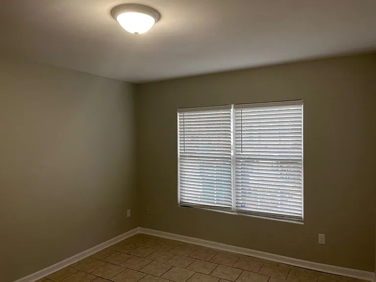 5365 Esther Ln — Photo 8