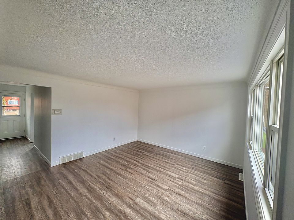 1st image of 766 Indian Rd N #1