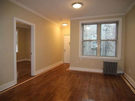 5th image of 4403 31st Ave APT 4R