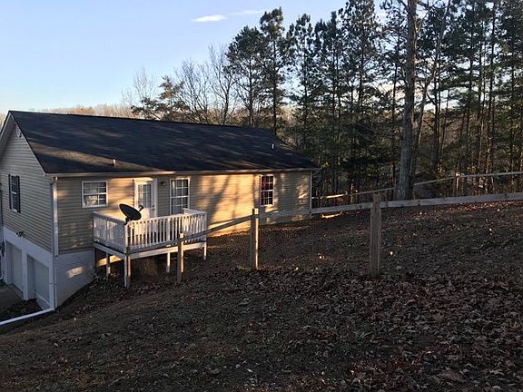 2nd image of 2155 Greendale Dr NE