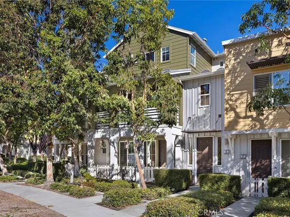 33 Quartz Ln, Mission Viejo, CA 92694
