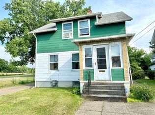 1451 Lynn St, Erie, PA 16503