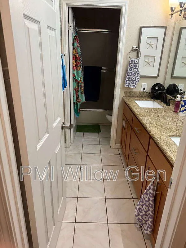 1 bed, 1.0 bath, 150 sqft, $1,200 — Photo 4