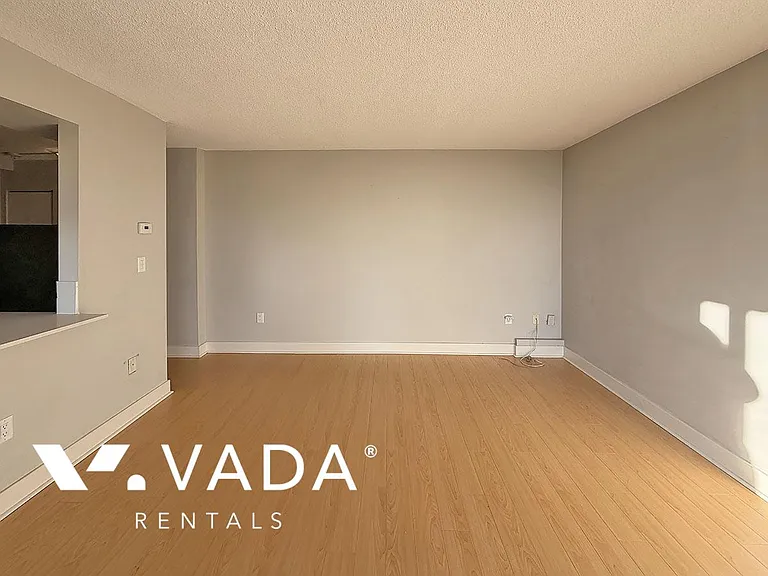 1770 Barclay St — Photo 3