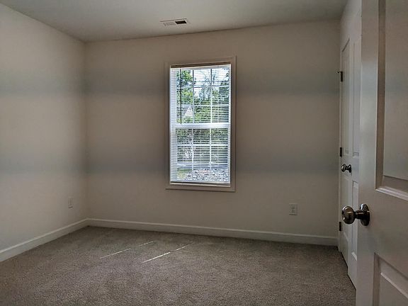3rd image of 78 Cumberland Ct