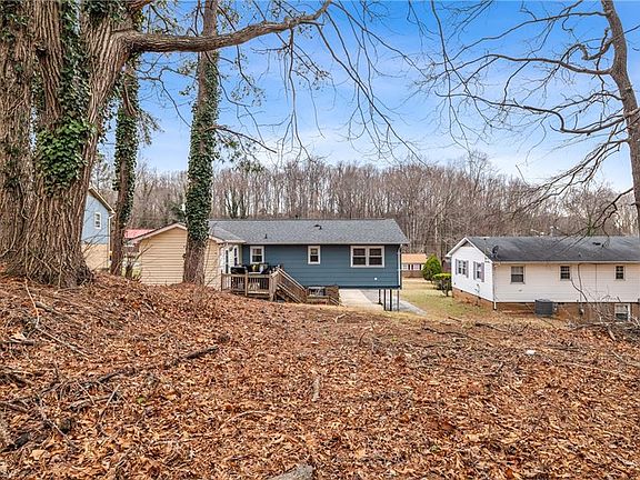5th image of 1365 W Sedgefield Dr