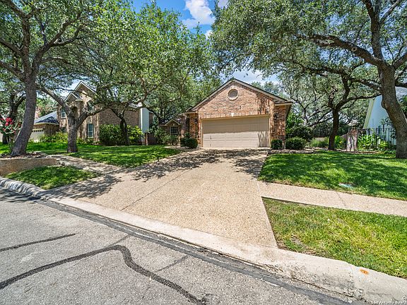 2nd image of 2205 Postoak Ct