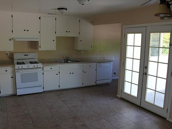4th image of 34172 Eureka Ave