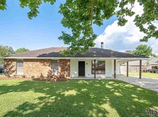 13934 Oak Tree Dr, Baton Rouge, LA 70818