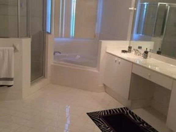 4th image of 7066 NW 116th Ct #7066