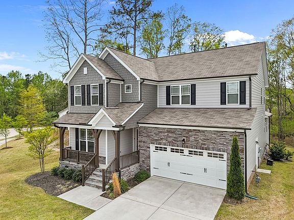 3rd image of 1101 Lily Lavender Ln