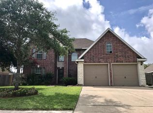 3625 Oak Crossing Dr, Pearland, TX 77581