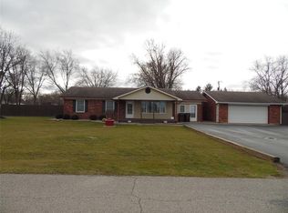 2557 E McKay Rd, Shelbyville, IN 46176